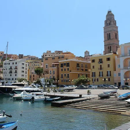 Appiantigua Lägenhet Minturno